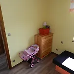 Orla Izba Сasa de vacaciones Kluki (Pomerania)