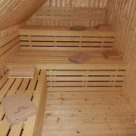 Feriehus Orla Izba Kluki (Pomerania)