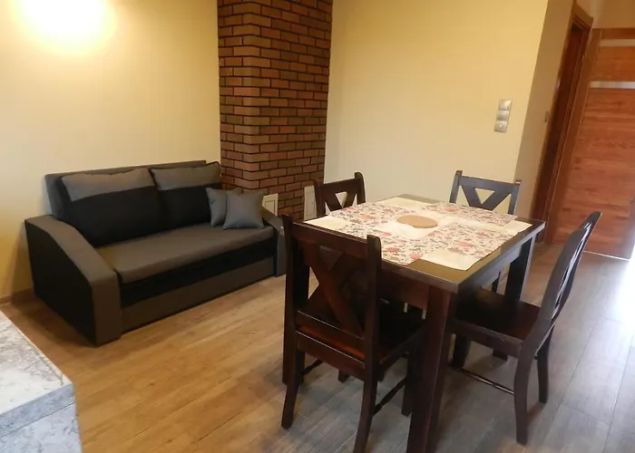 Orla Izba * Kluki (Pomerania)